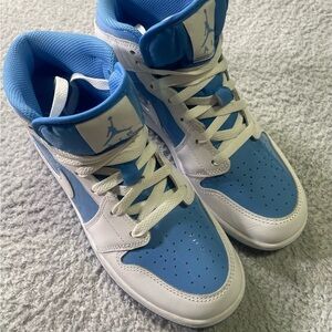 Nike Air Jordan 1 Mid SE Legend Blue FZ3933-114 6.5Y-8 Women White Blue